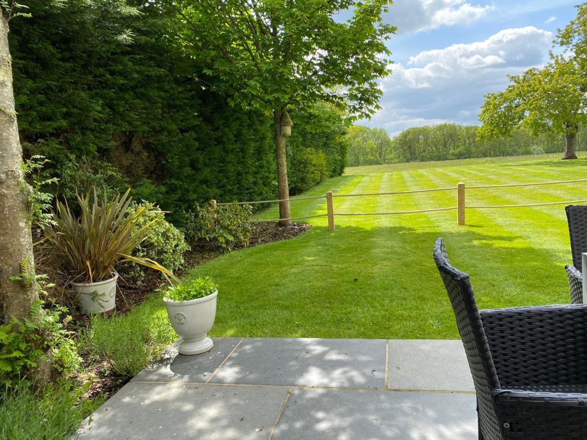Villa The Nook At Hillbrow Romsey Exterior foto
